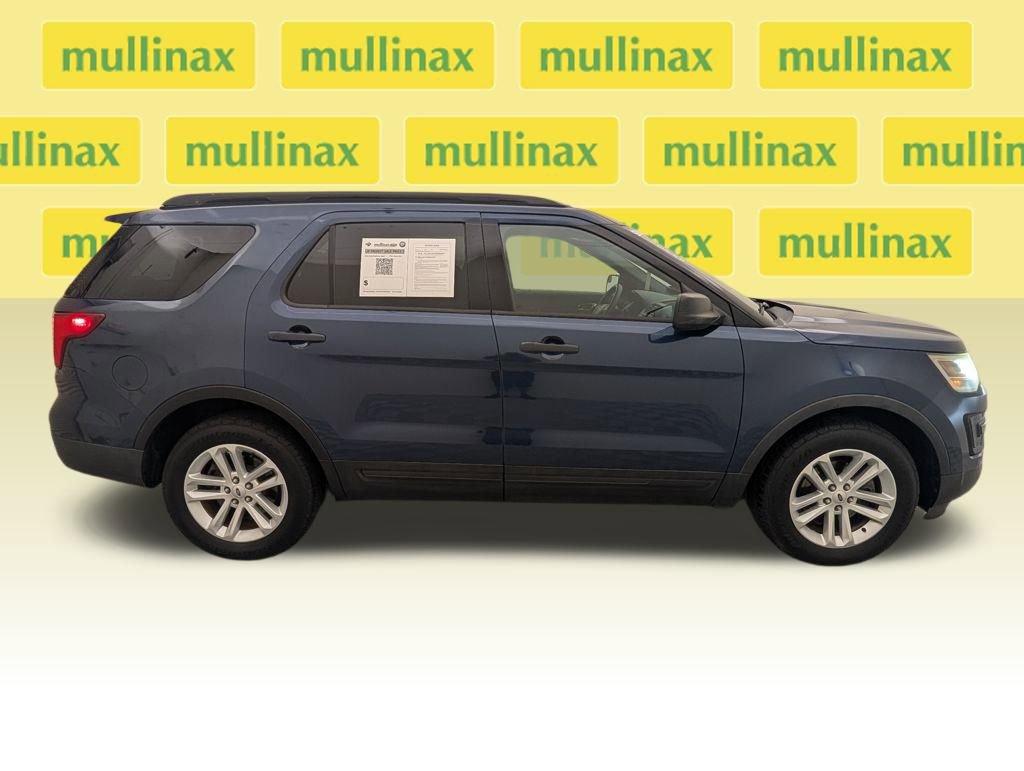 Used 2016 Ford Explorer FWD image 2