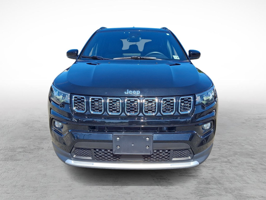 Used 2025 Jeep Compass Limited AWD/4WD image 8