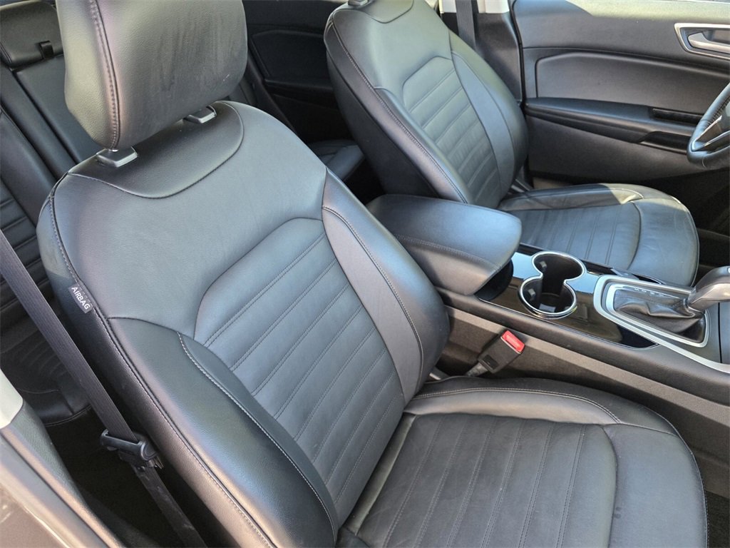 Used 2018 Ford Edge SEL w/ Equipment Group 201A image 32