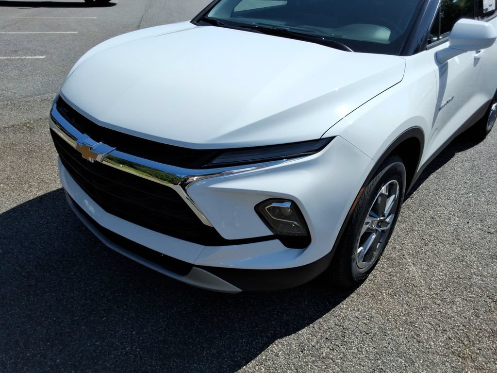 New 2026 Chevrolet Blazer LT FWD image 9