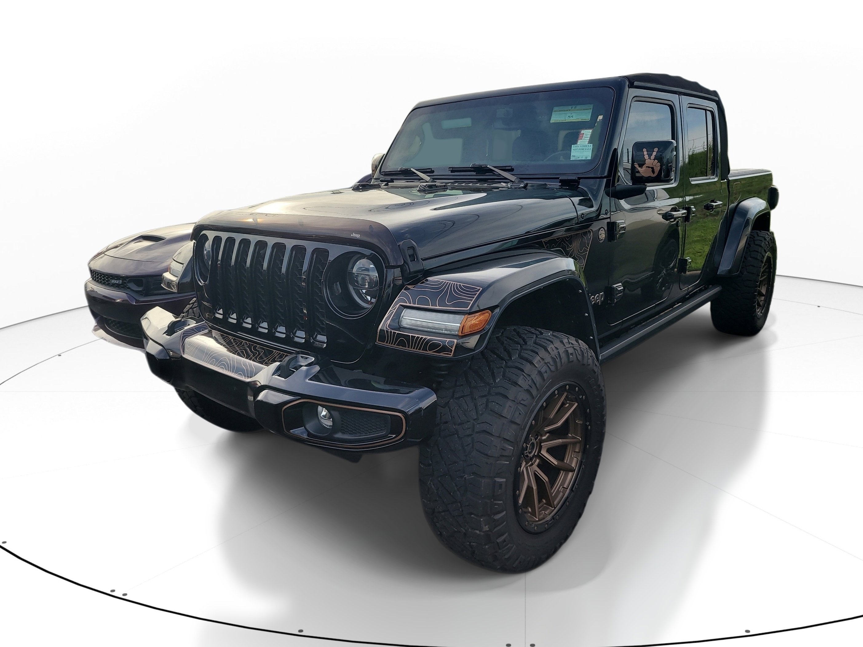 Used 2021 Jeep Gladiator Overland AWD/4WD image 3