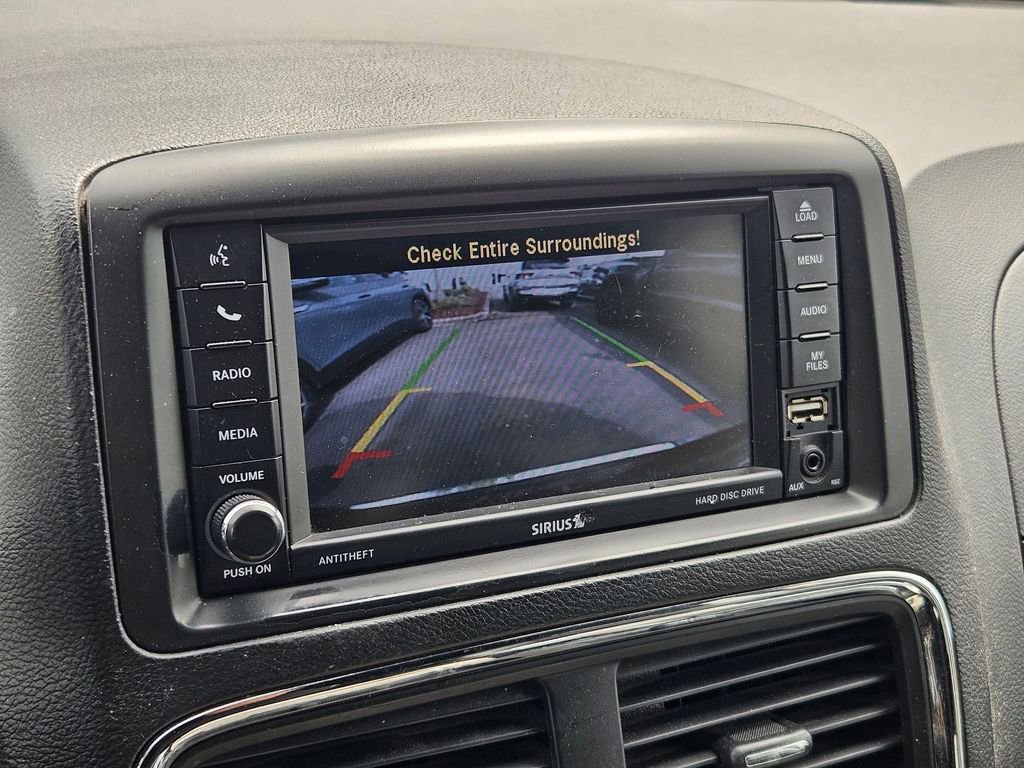 Used 2018 Dodge Grand Caravan SXT FWD image 24