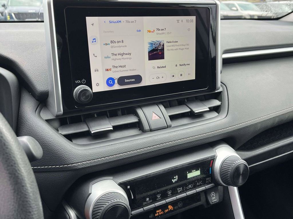 Used 2024 Toyota RAV4 LE image 19