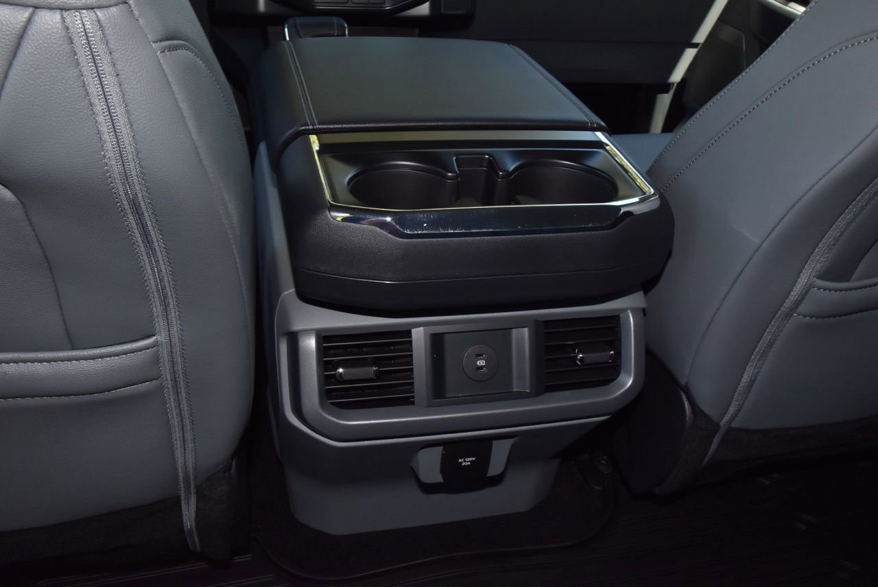 Certified 2025 Ford F150 Lightning Flash image 18