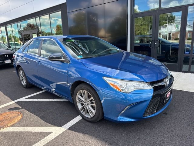 Used 2017 Toyota Camry SE