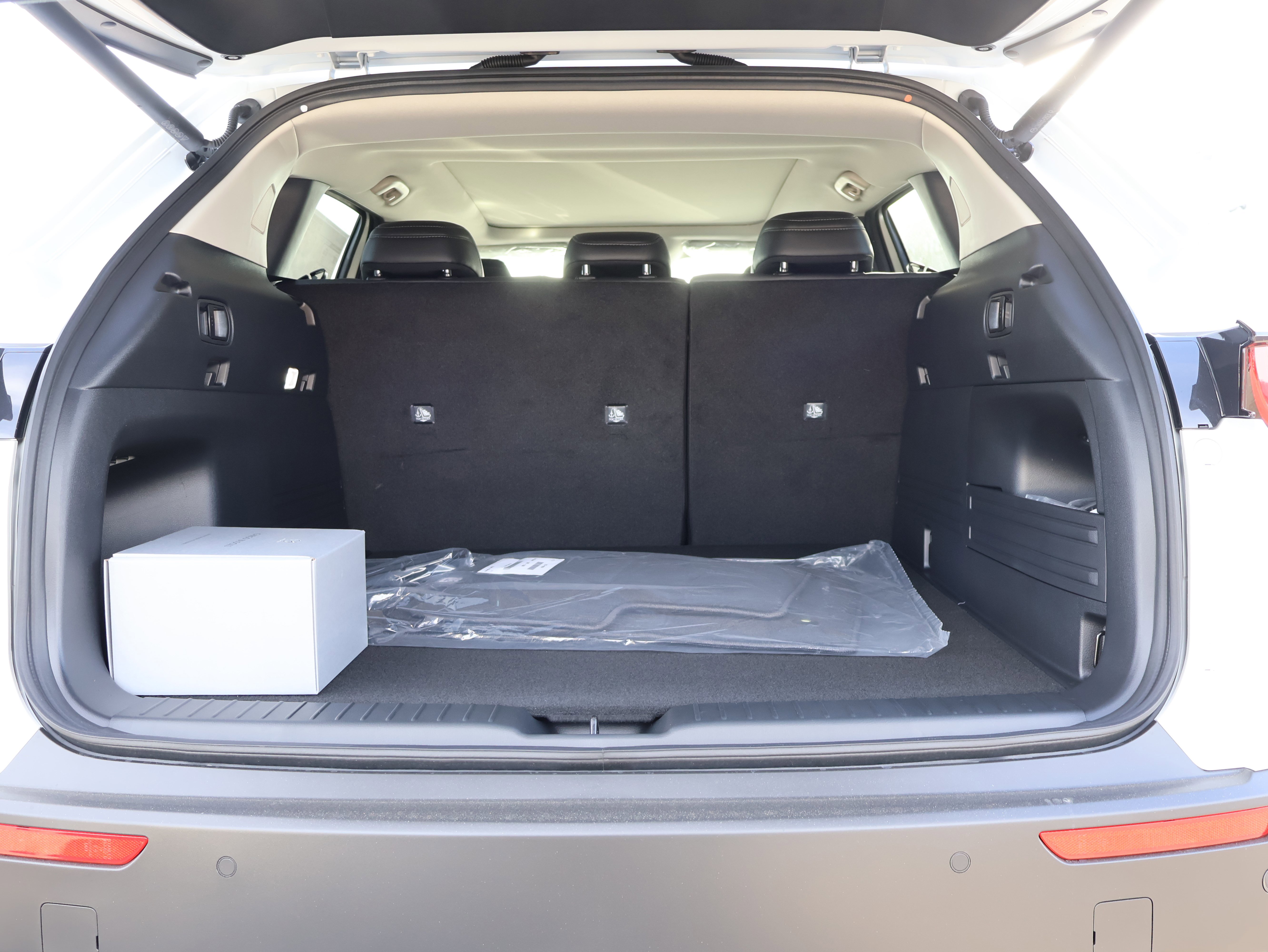 New 2026 MAZDA CX-50 2.5 Hybrid w/ Cargo Package image 20