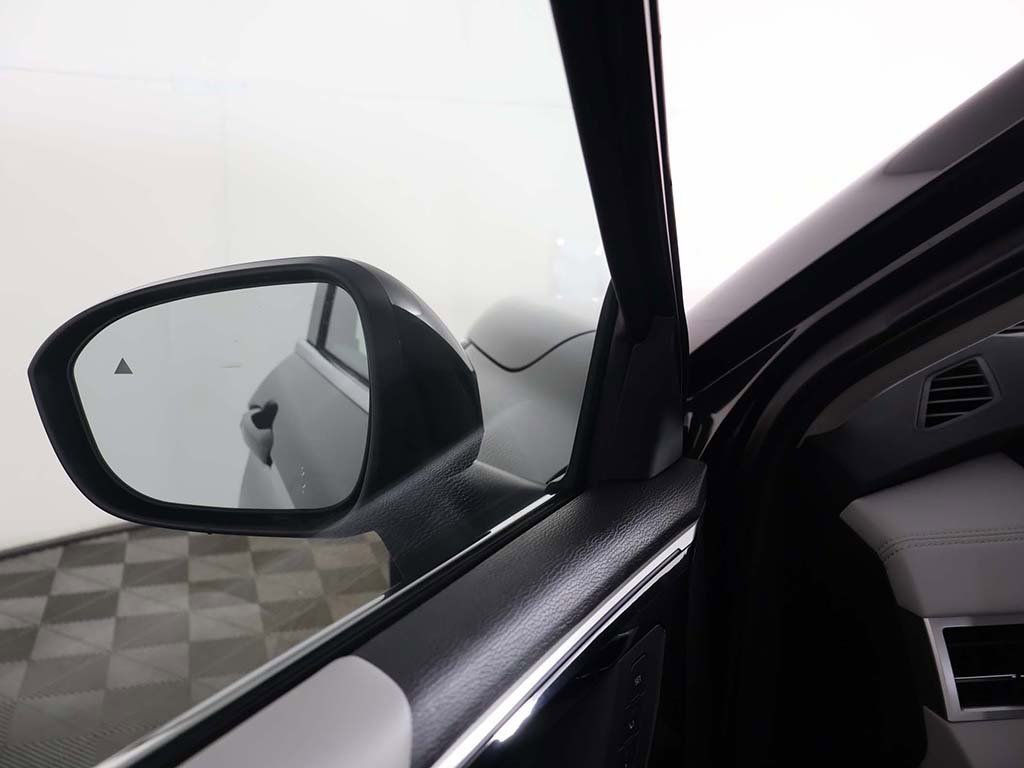 New 2025 Mitsubishi Outlander AWD image 43