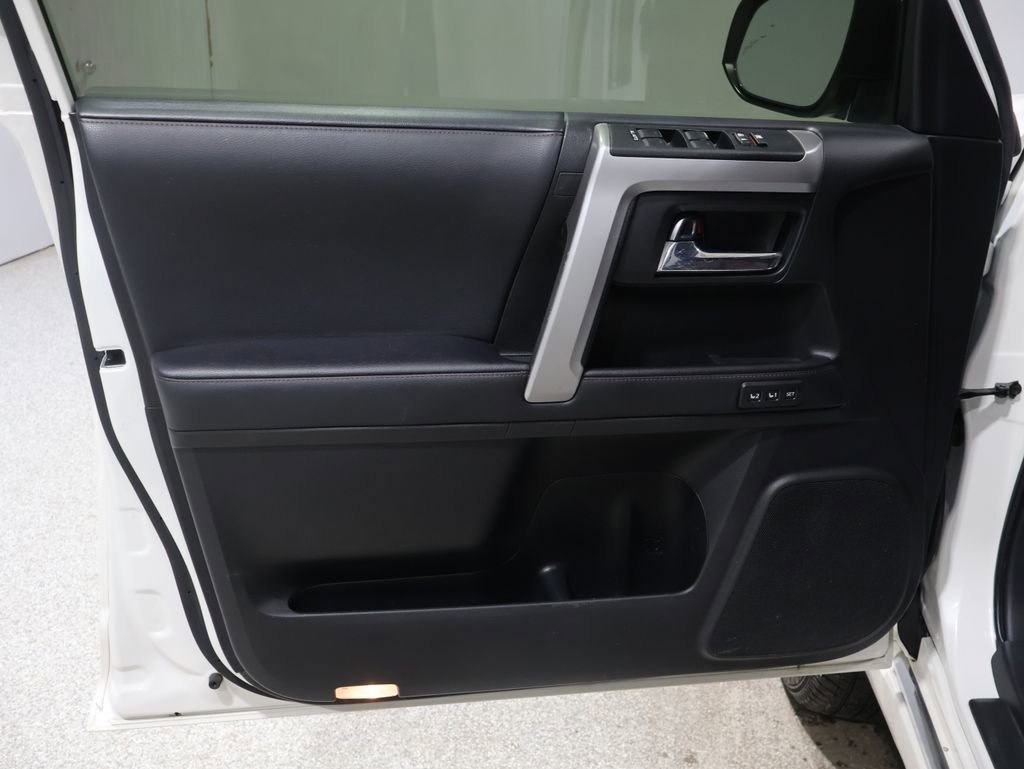 Used 2023 Toyota 4Runner Limited image 13