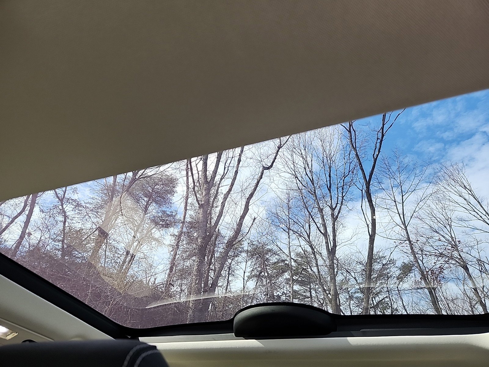 Certified 2025 Land Rover Discovery S image 28