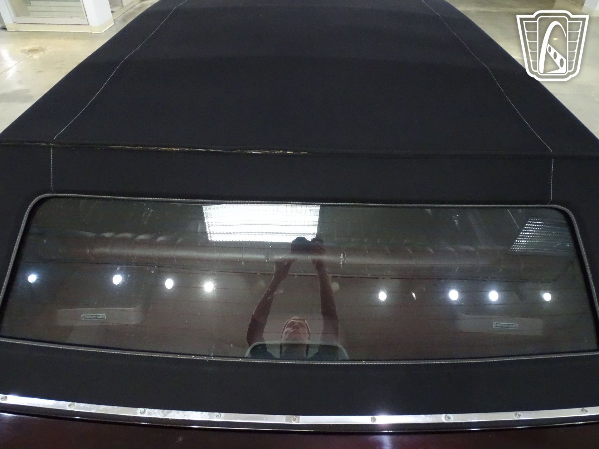 Used 1988 Lincoln Town Car RWD image 27