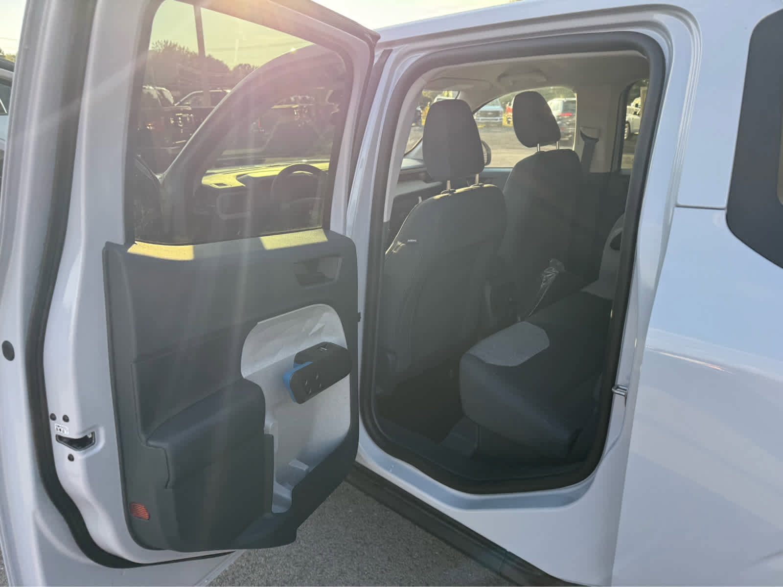 New 2025 Ford Maverick XLT w/ XLT Luxury Package image 18