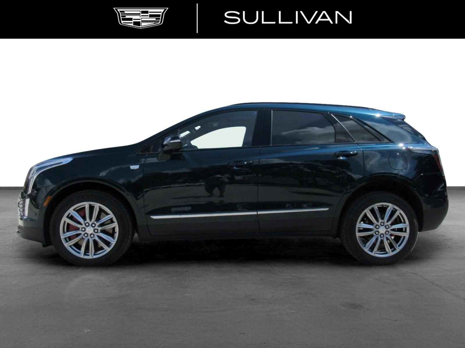 Certified 2026 Cadillac XT5 Sportv w/ LPO, Floor Liner Package AWD/4WD image 5