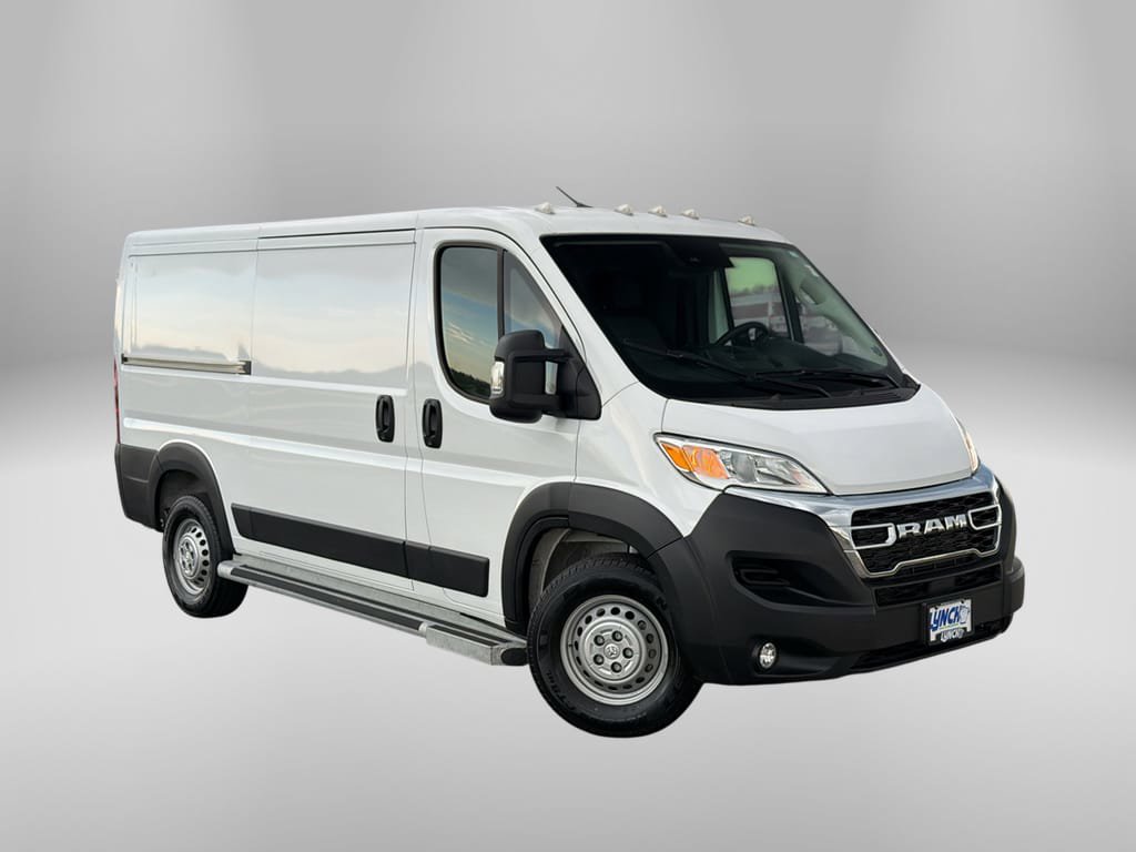 Used 2025 RAM ProMaster 2500 w/ U-Haul Equipment Group FWD image 5