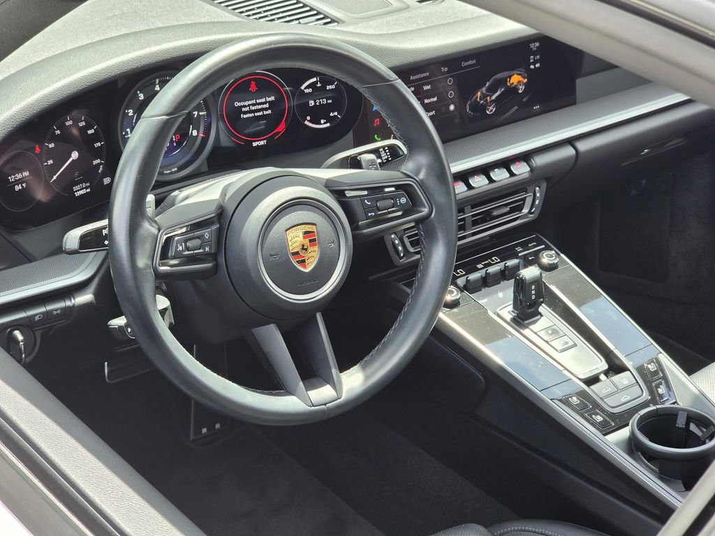 Used 2022 Porsche 911 Carrera RWD image 8