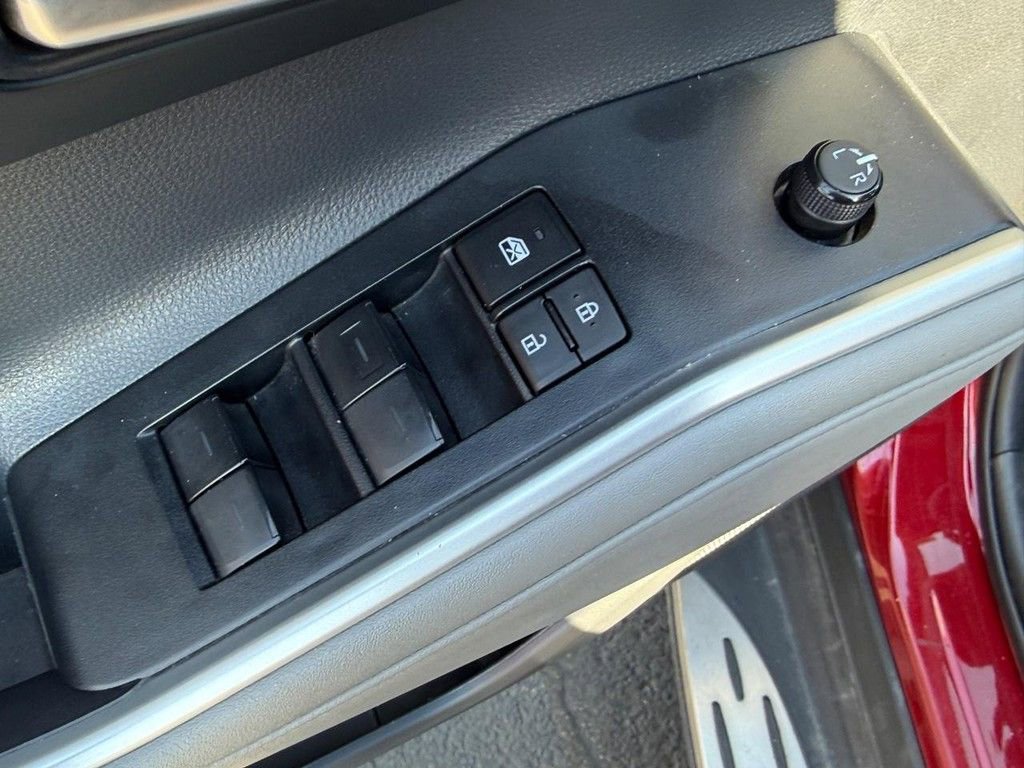 Certified 2023 Toyota Highlander XLE image 14