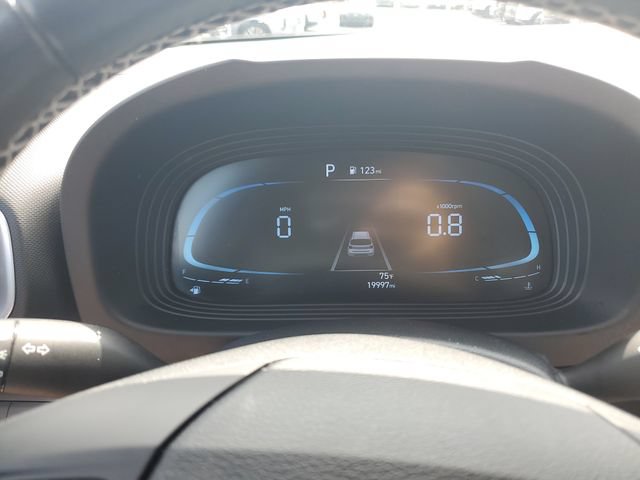 Certified 2023 Hyundai Venue SEL w/ Cargo Package FWD image 23