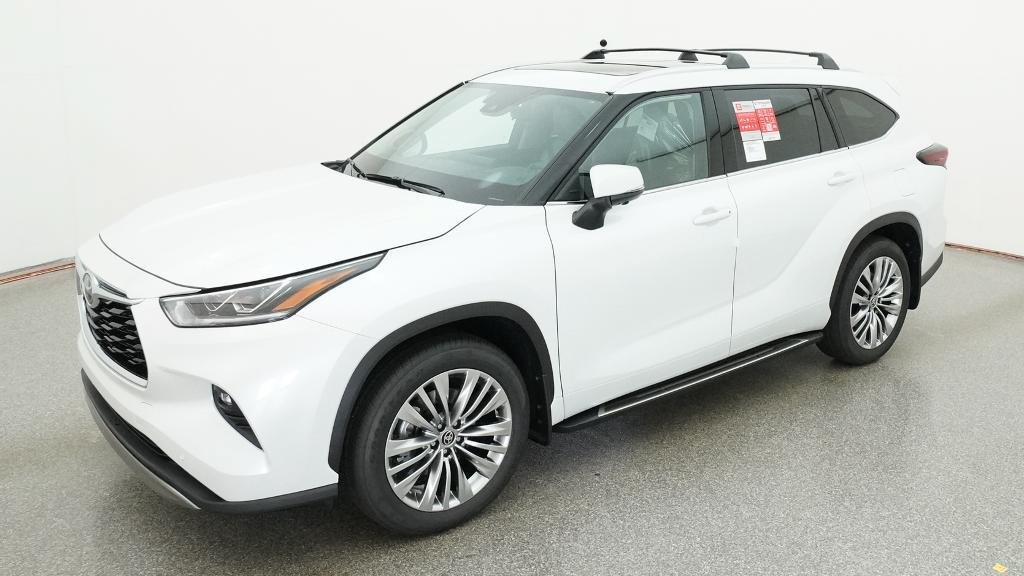 New 2026 Toyota Highlander Platinum