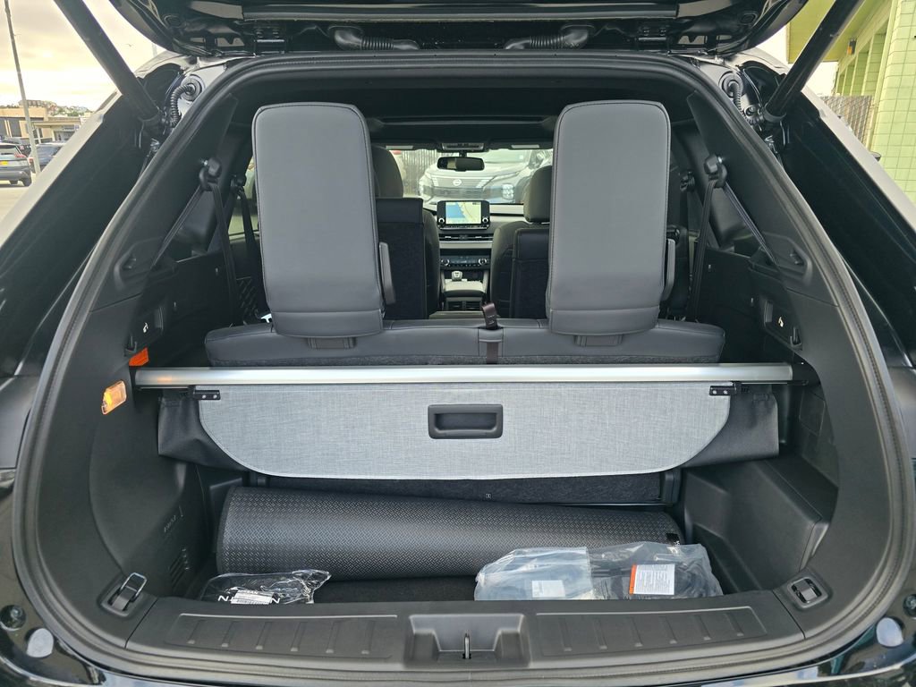 New 2026 Nissan Rogue Platinum image 31