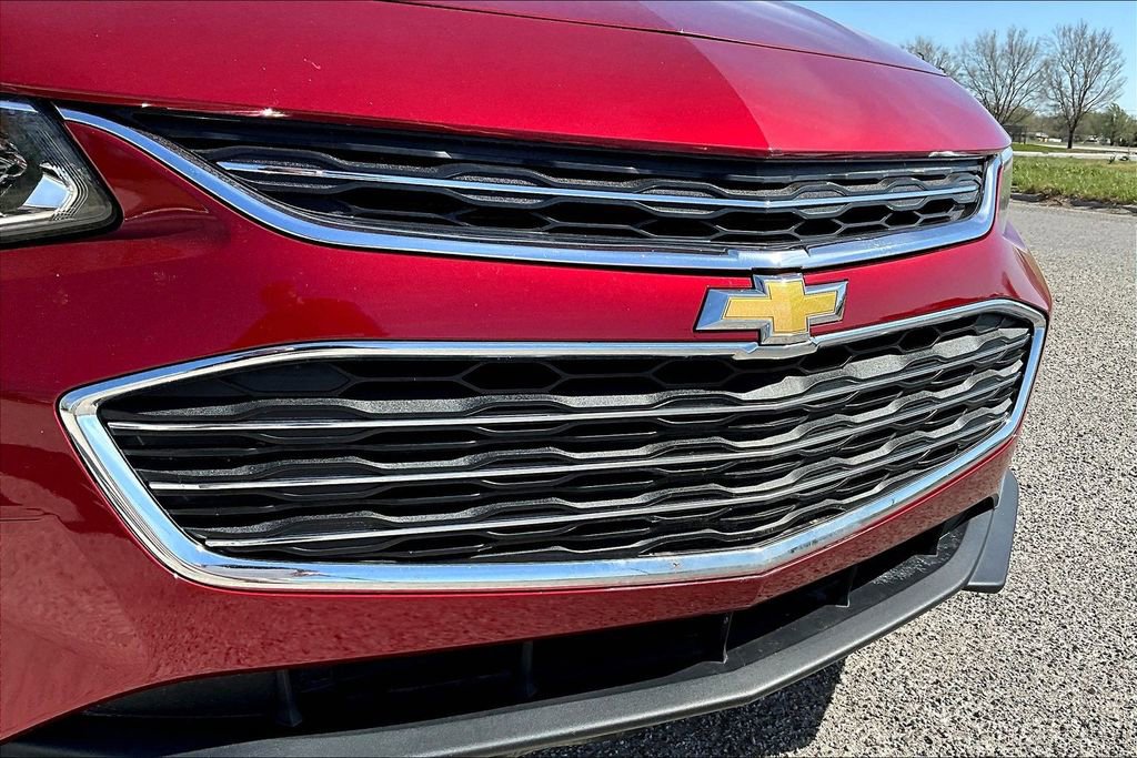 Used 2018 Chevrolet Malibu LT w/ Leather Package image 28