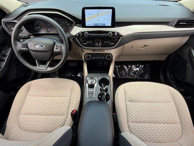 Certified 2020 Ford Escape SE FWD image 3