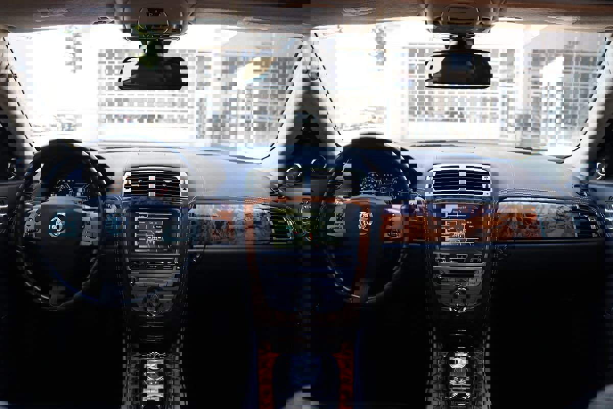 Used 2011 Jaguar XK Coupe image 12