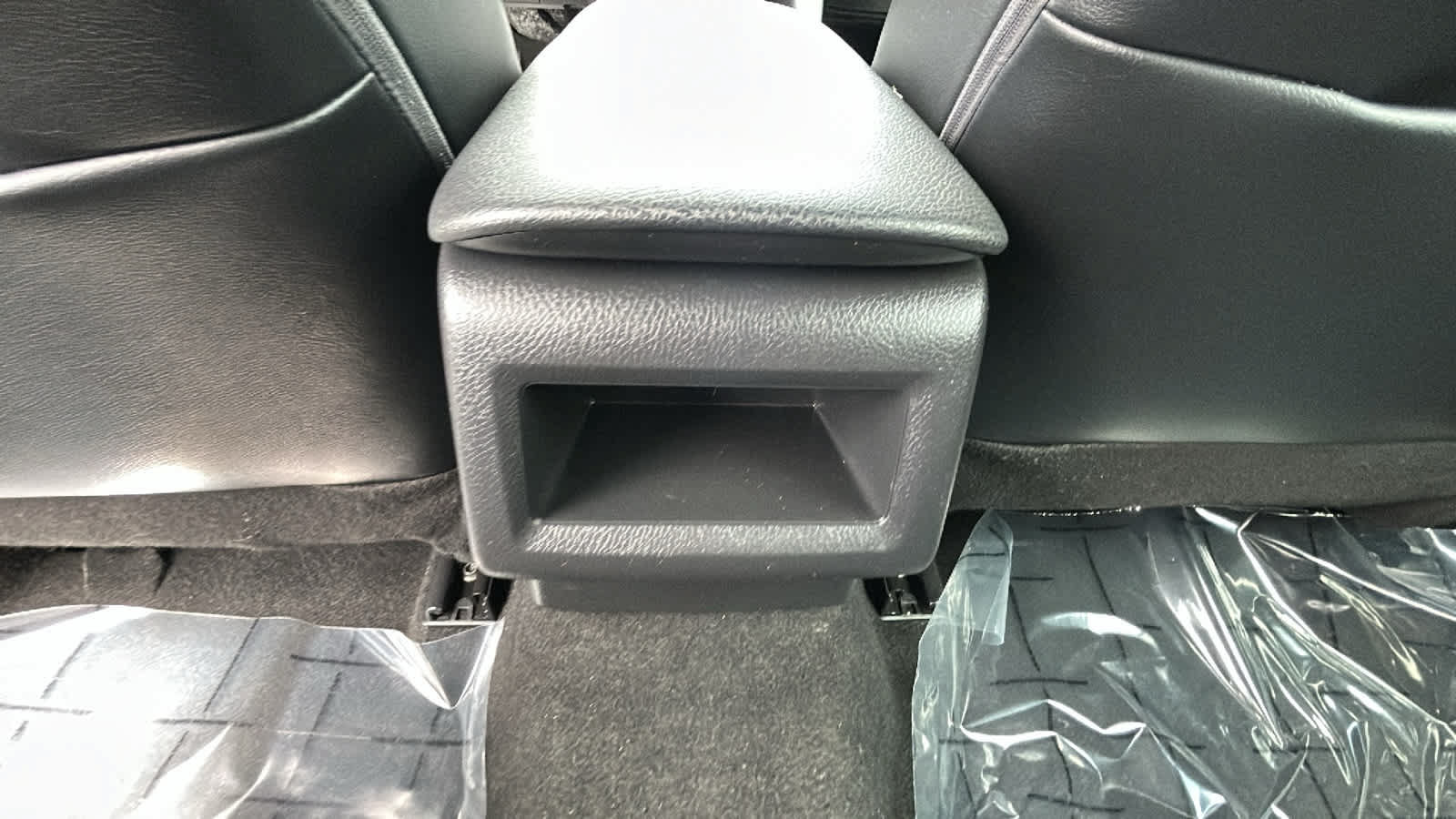 Used 2022 Toyota Camry SE FWD image 25