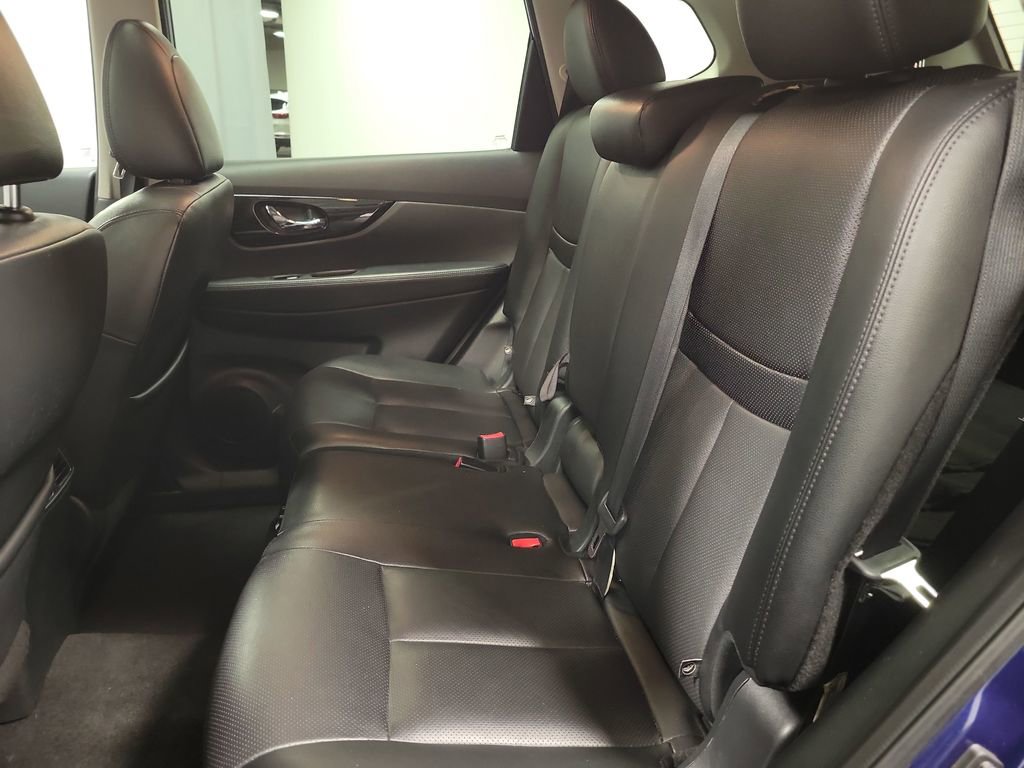 Used 2020 Nissan Rogue SL w/ Premium Package image 22
