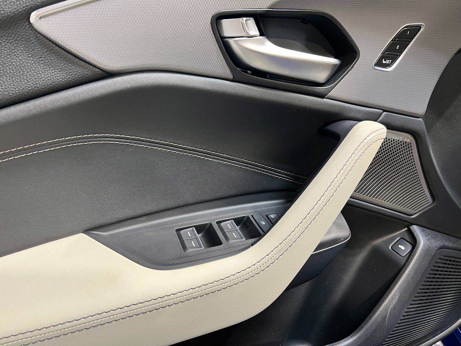 New 2025 Acura TLX SH-AWD w/ A-SPEC Pkg image 17