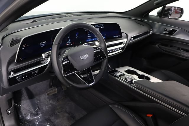 Used 2024 Cadillac Lyriq Tech AWD/4WD image 23