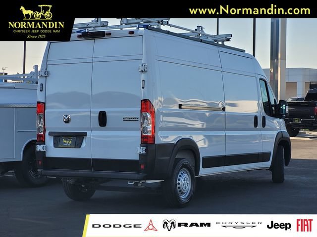Used 2025 RAM ProMaster 2500 w/ Convenience Group FWD image 4