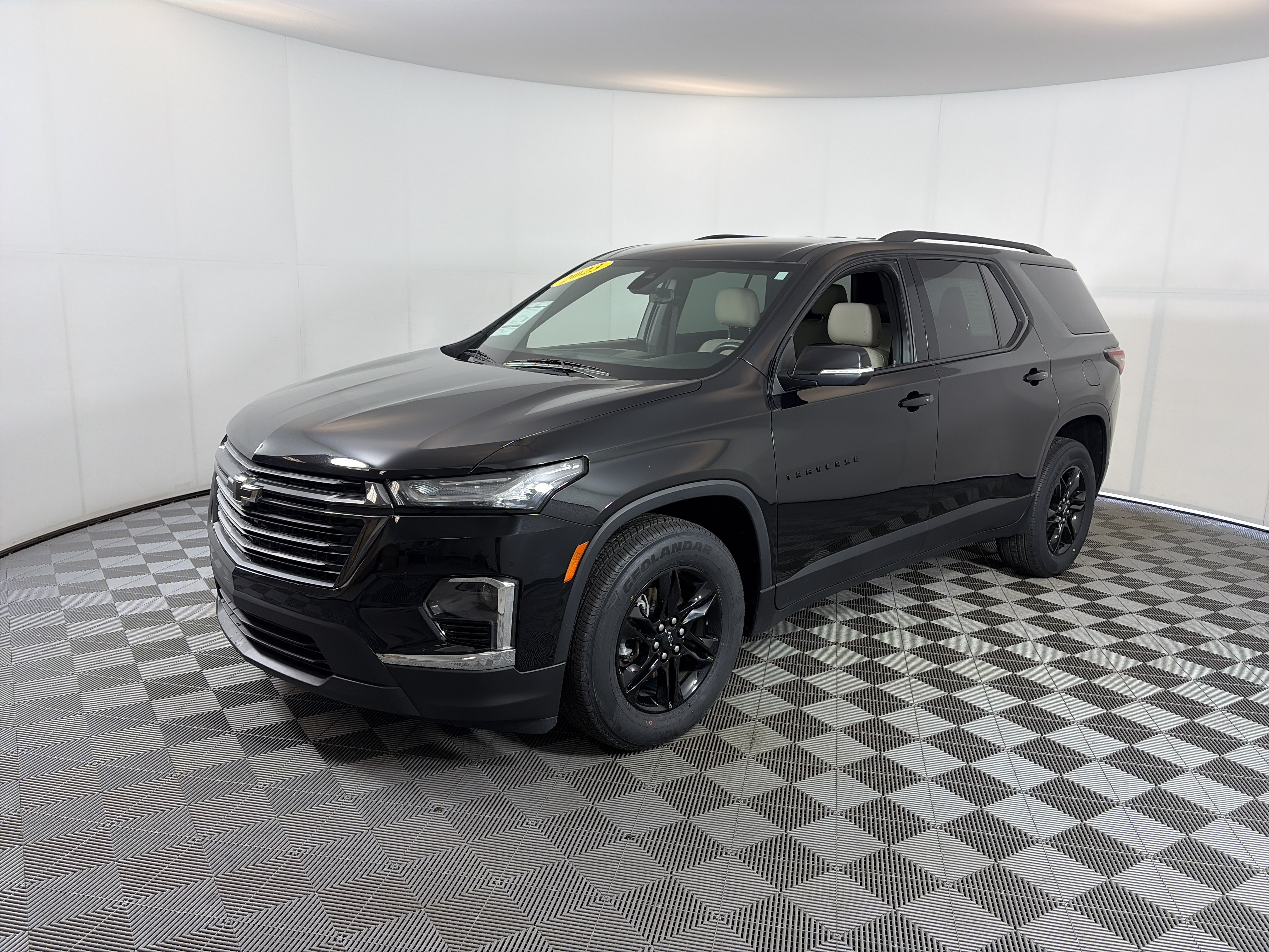 Certified 2023 Chevrolet Traverse LS w/ Midnight/Sport Edition AWD/4WD image 2