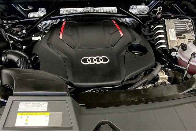 Certified 2022 Audi SQ5 Premium image 10