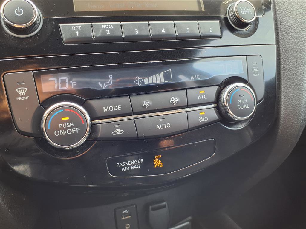 Used 2014 Nissan Rogue SV image 6