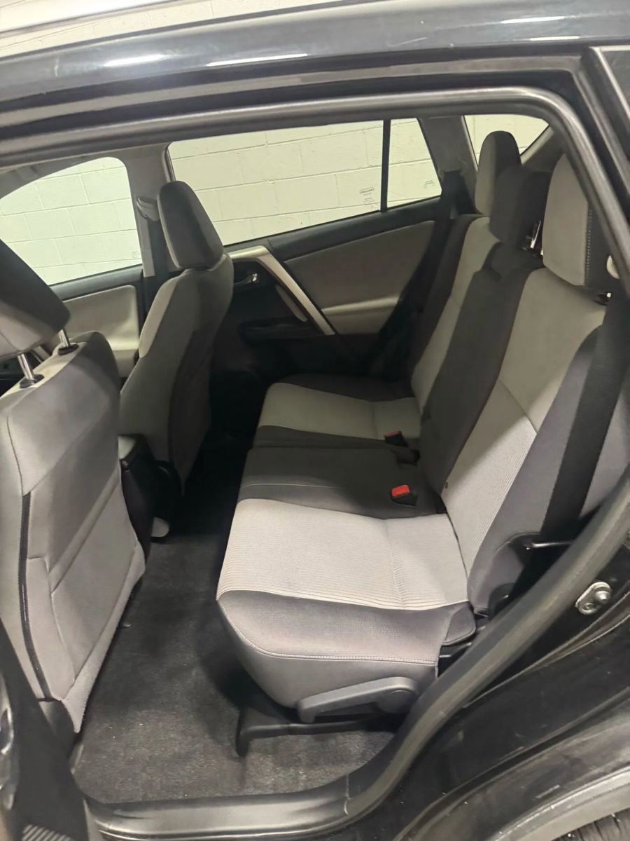 Used 2015 Toyota RAV4 XLE image 5
