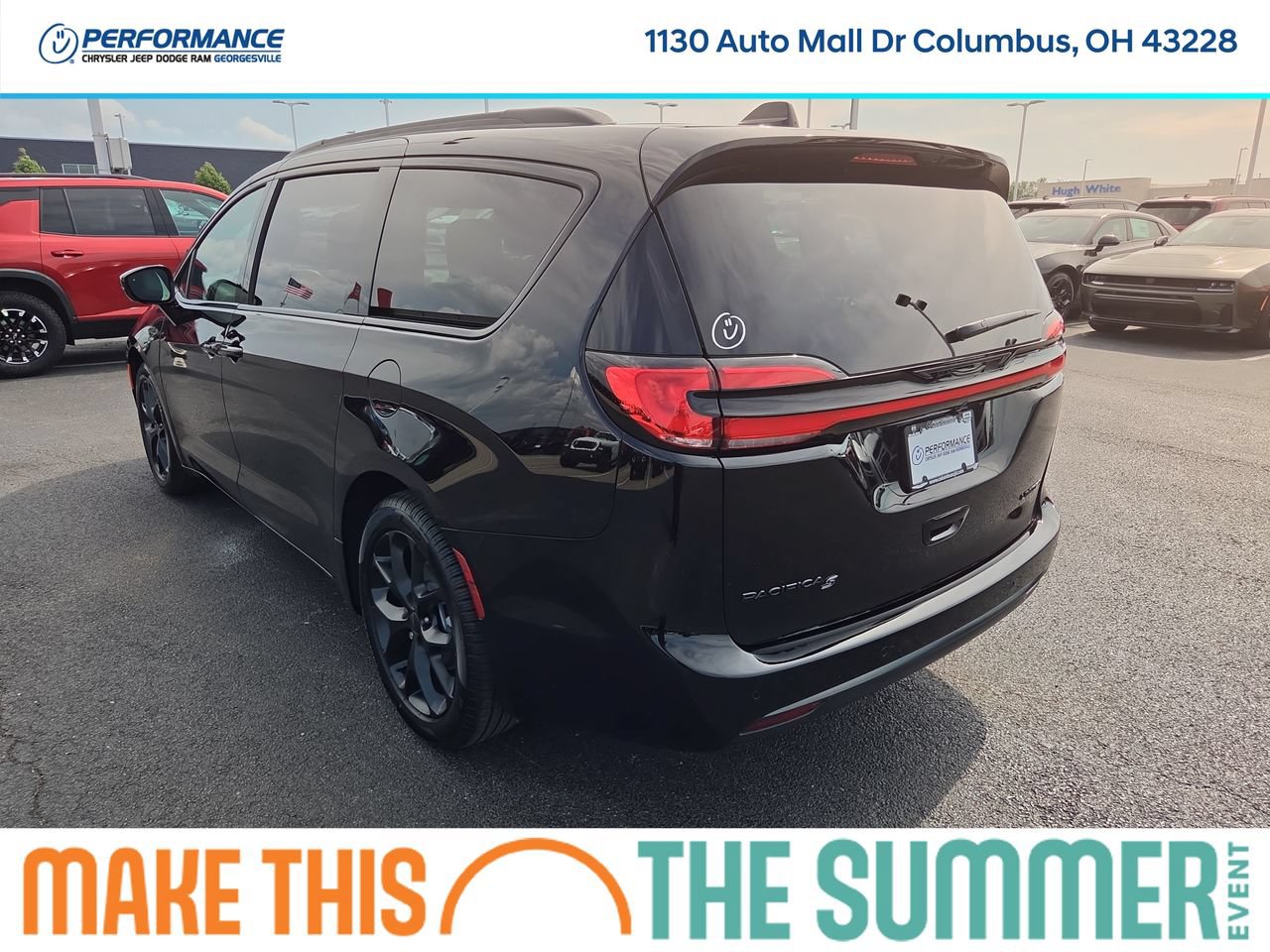 New 2027 Chrysler Pacifica Limited FWD image 5