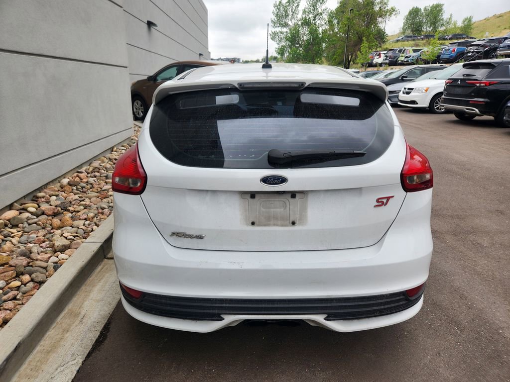 Used 2018 Ford Focus ST FWD image 22