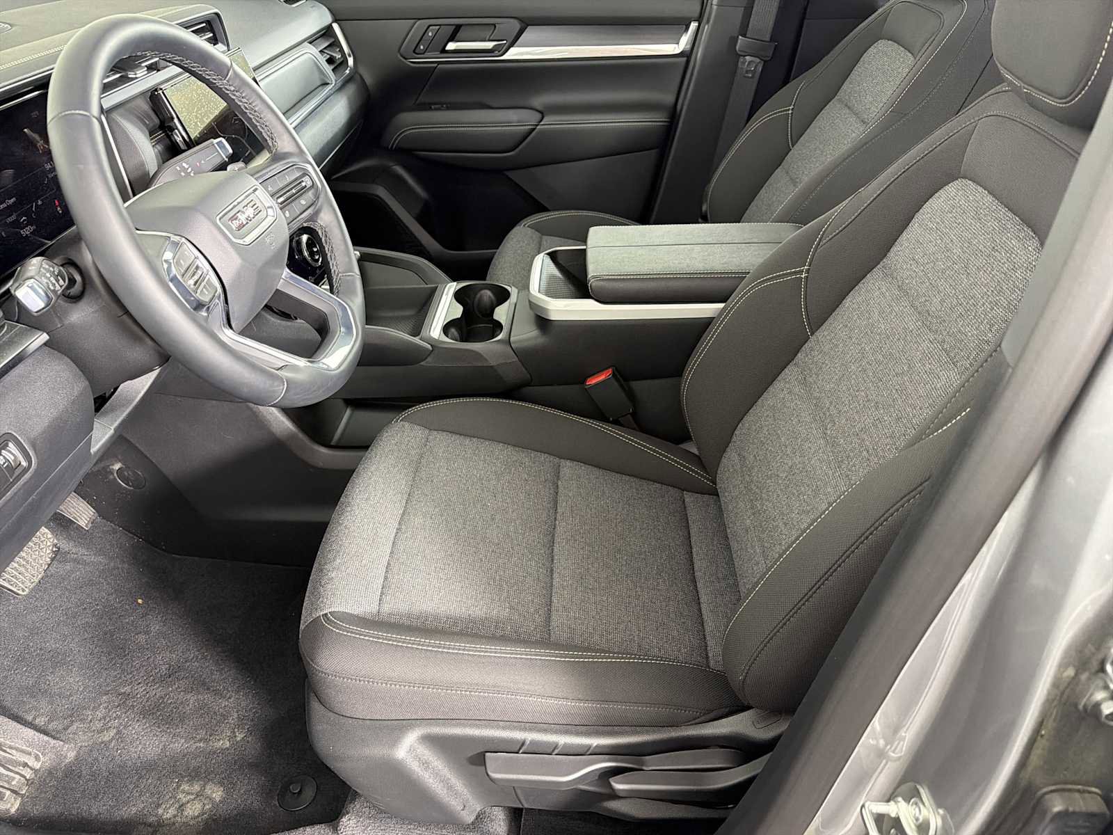 New 2026 GMC Terrain Elevation w/ Technology Package II image 9
