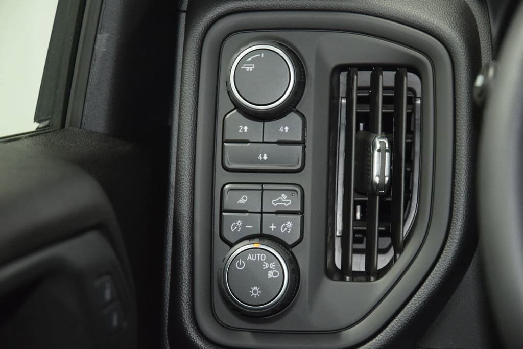 New 2026 Chevrolet Silverado 2500 W/T AWD/4WD image 35
