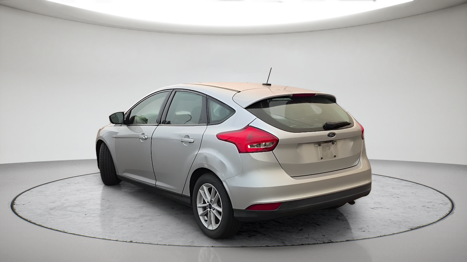 Used 2017 Ford Focus SE FWD image 9