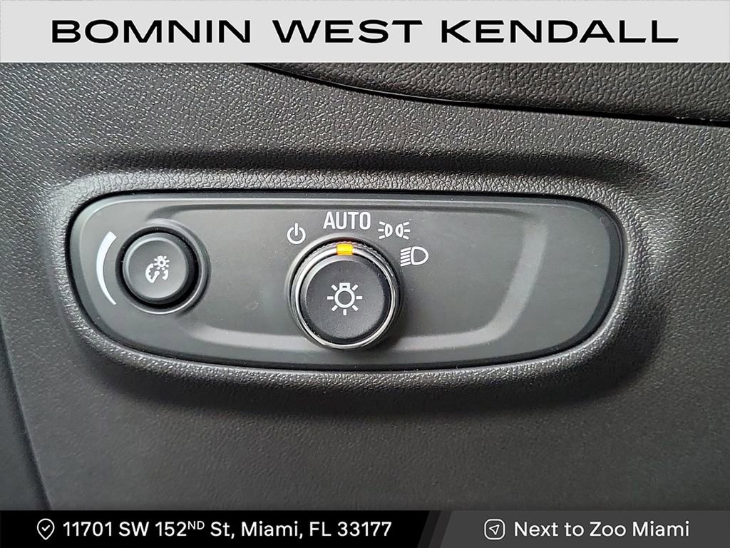 Used 2023 Chevrolet Equinox LS w/ Midnight Edition image 25