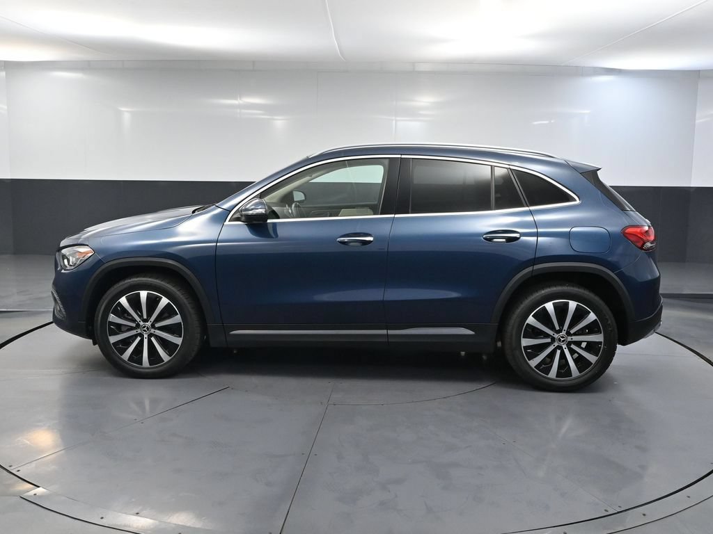 Used 2022 Mercedes-Benz GLA 250 w/ Premium Package Lite image 6