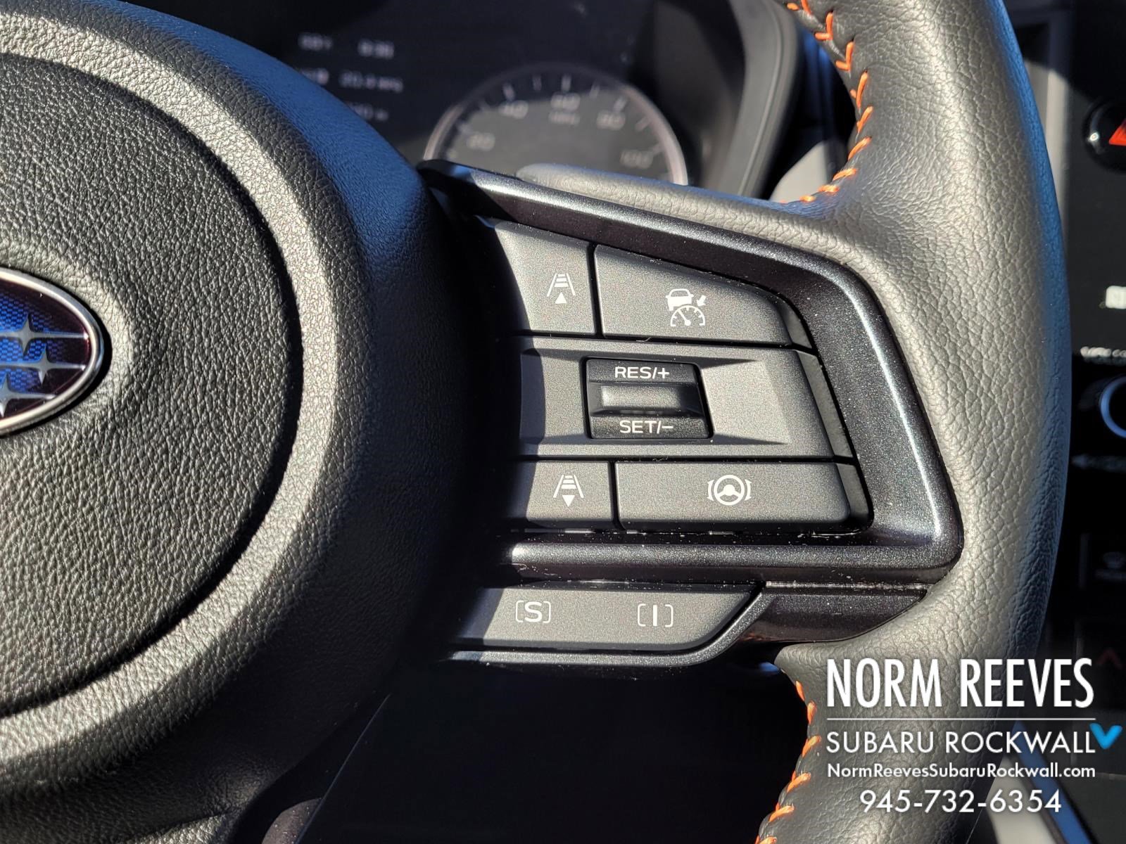 Certified 2024 Subaru Crosstrek 2.5i Limited w/ Crosstrek Mirror Package image 8