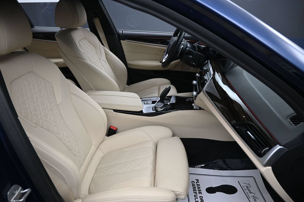 Used 2023 BMW 530i xDrive w/ Convenience Package AWD/4WD image 37
