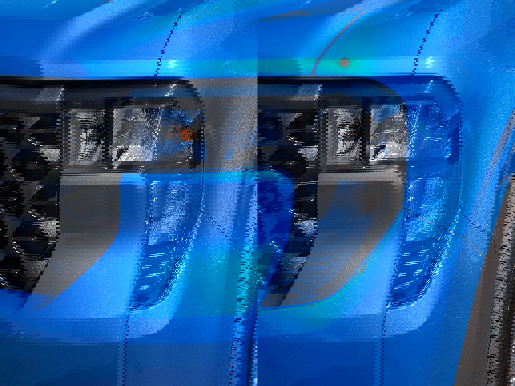 New 2025 Ford Maverick XLT w/ Equipment Group 301A image 14