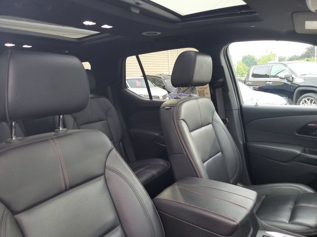 Used 2023 Chevrolet Traverse RS AWD/4WD image 22
