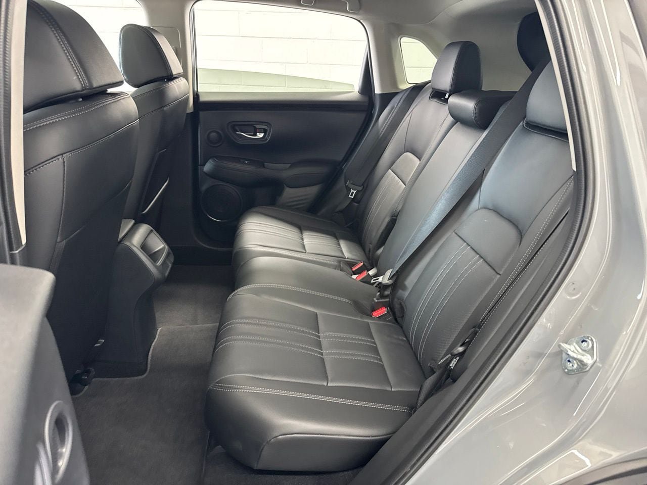 Used 2026 Honda HR-V EX-L image 39