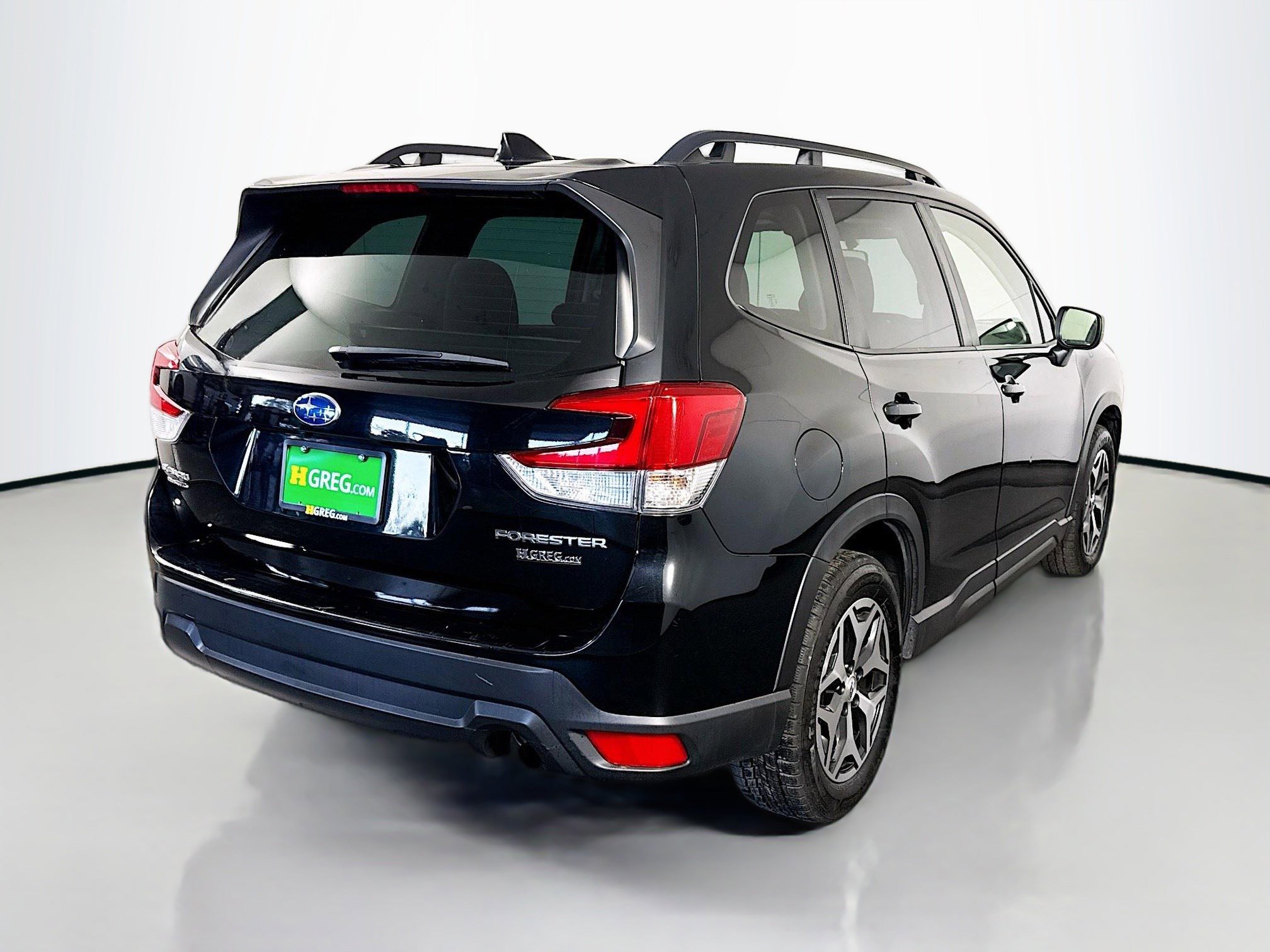 Used 2023 Subaru Forester Premium image 10