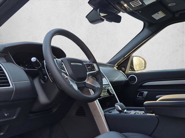 New 2026 Land Rover Discovery Limited Edition AWD/4WD image 11