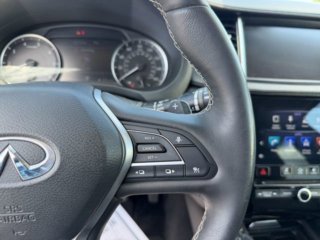 Used 2019 INFINITI QX50 Essential w/ Premium Heat Package AWD/4WD image 17