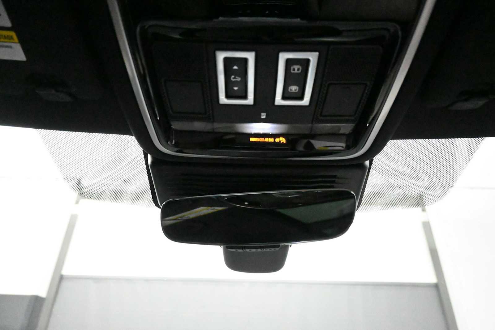 Used 2023 Land Rover Range Rover Velar R-Dynamic S AWD/4WD image 25